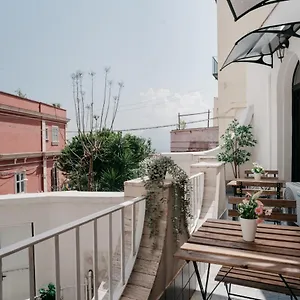 Апарт-отель Il Cortile By Vista, Неаполь